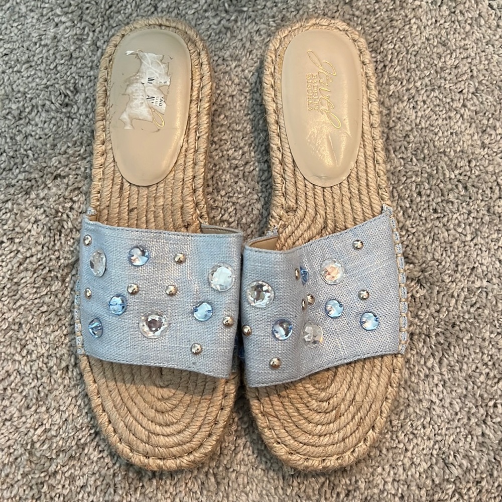 Never worn Badgley Mischka espadrille sandals